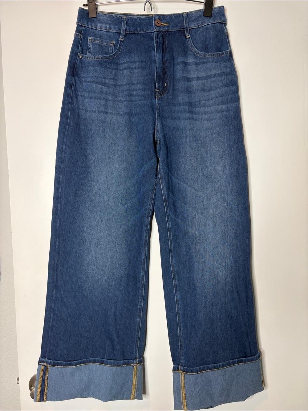 HALARA Indigo Wide-Leg Cuffed Jeans size M NWT